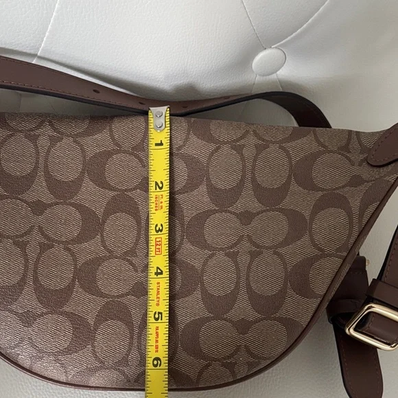 Coach Monogram Crossbody/Fanny pack or waist bag, adjustable strap. New With Tag - Picture 16 of 17